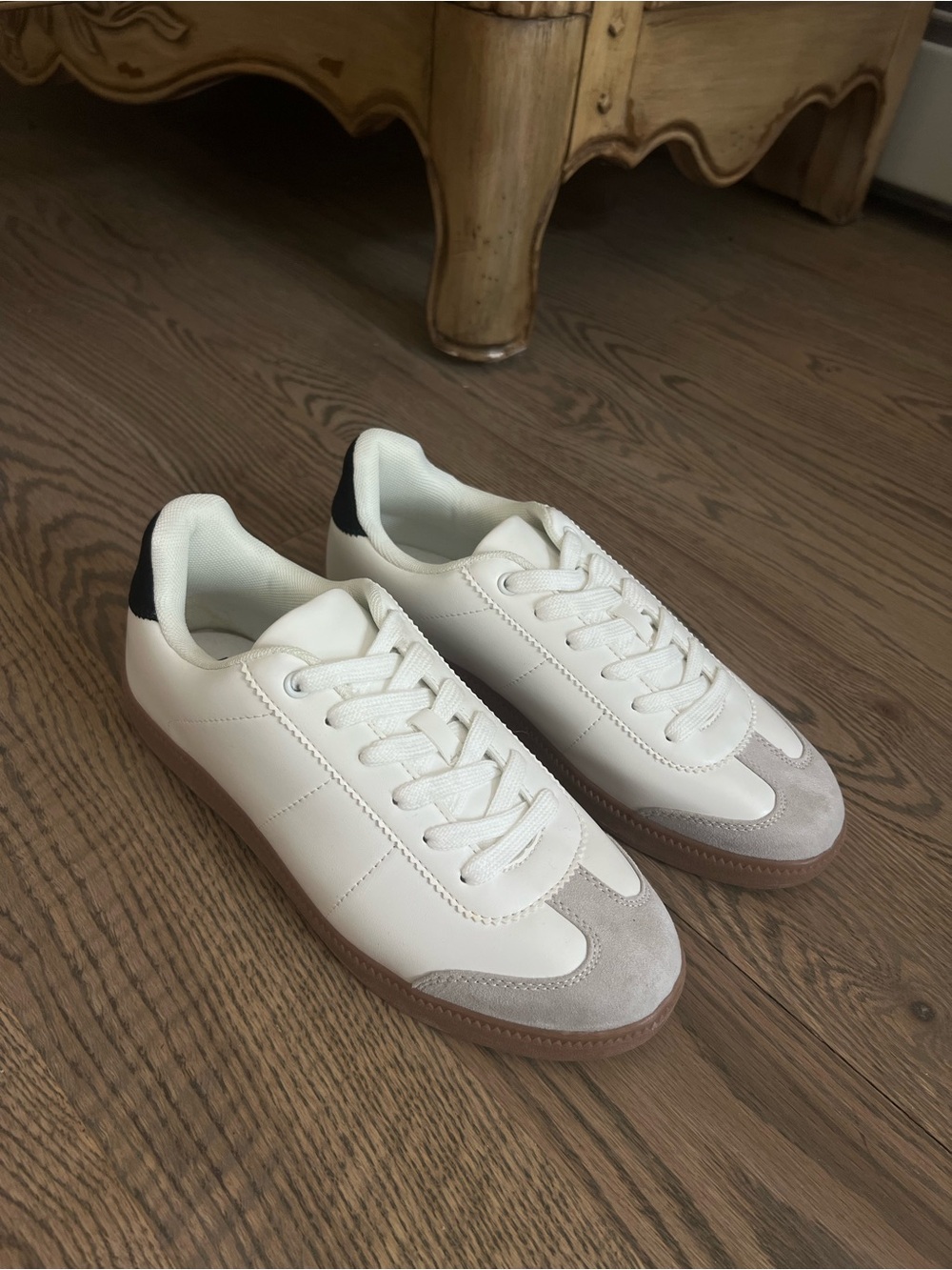 JustFab White Sneakers with Gray Suede Toe and Black Heel